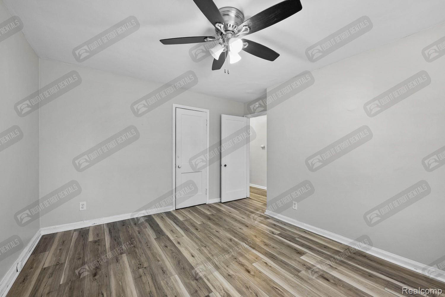1000 Merton #5 Road Property Photo 11