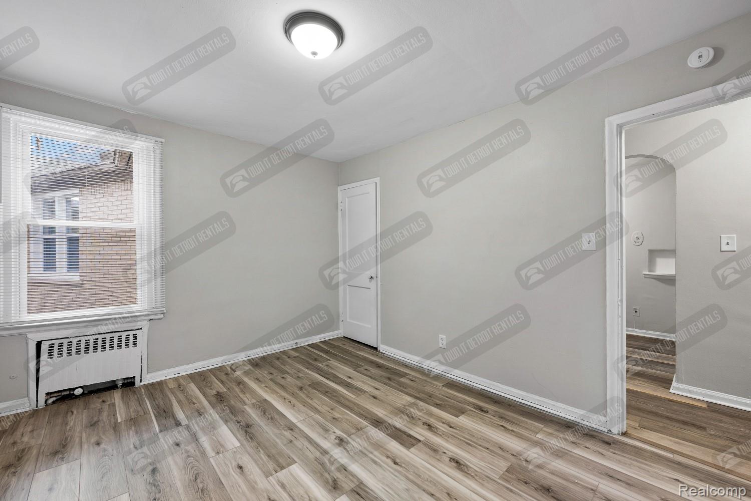 1000 Merton #5 Road Property Photo 12