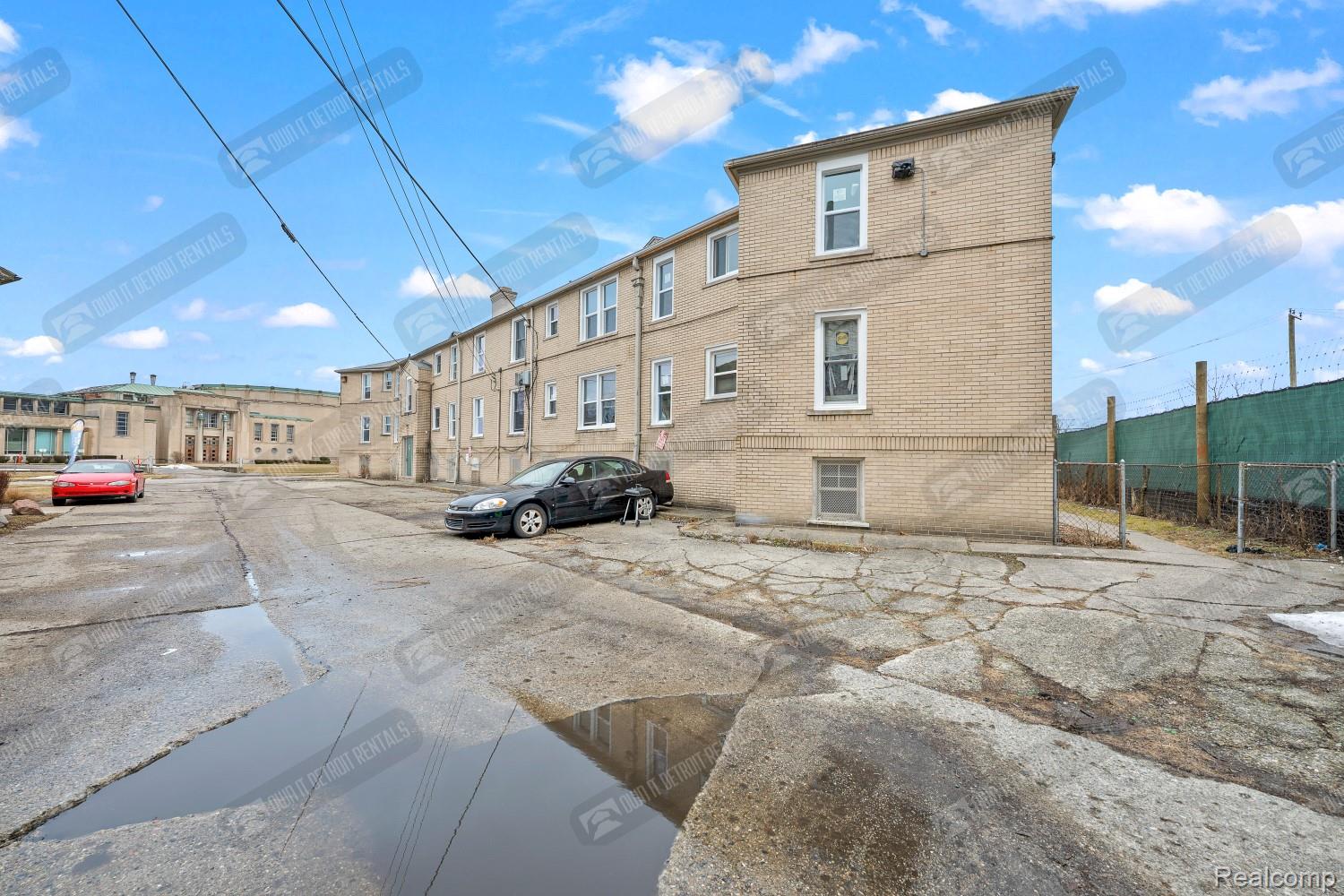 1000 MERTON ROAD Property Photo 1