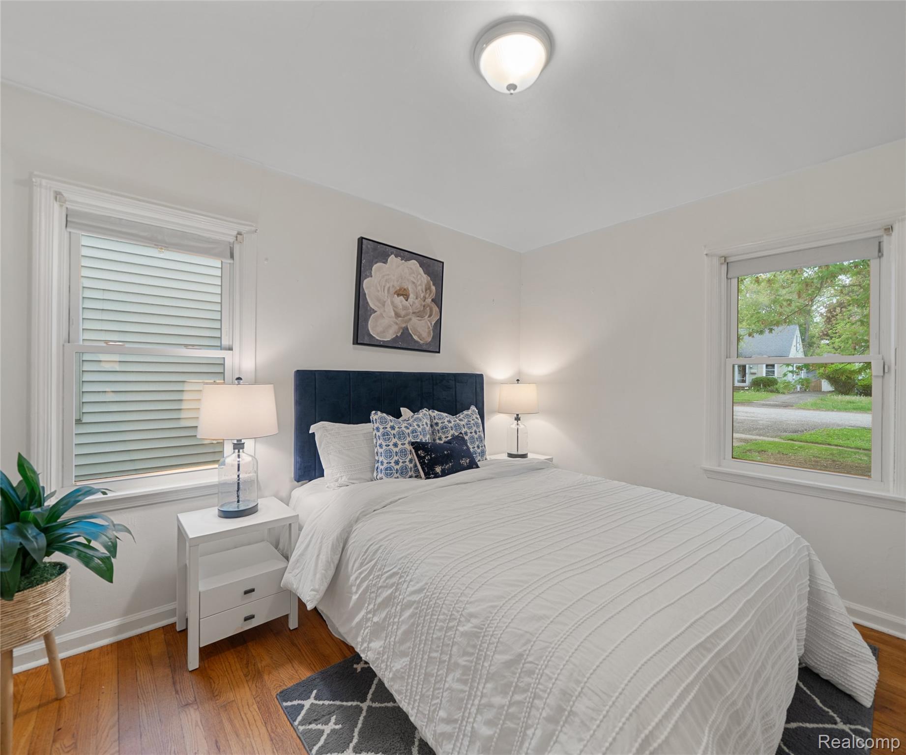 2017 Harding Avenue Property Photo 14