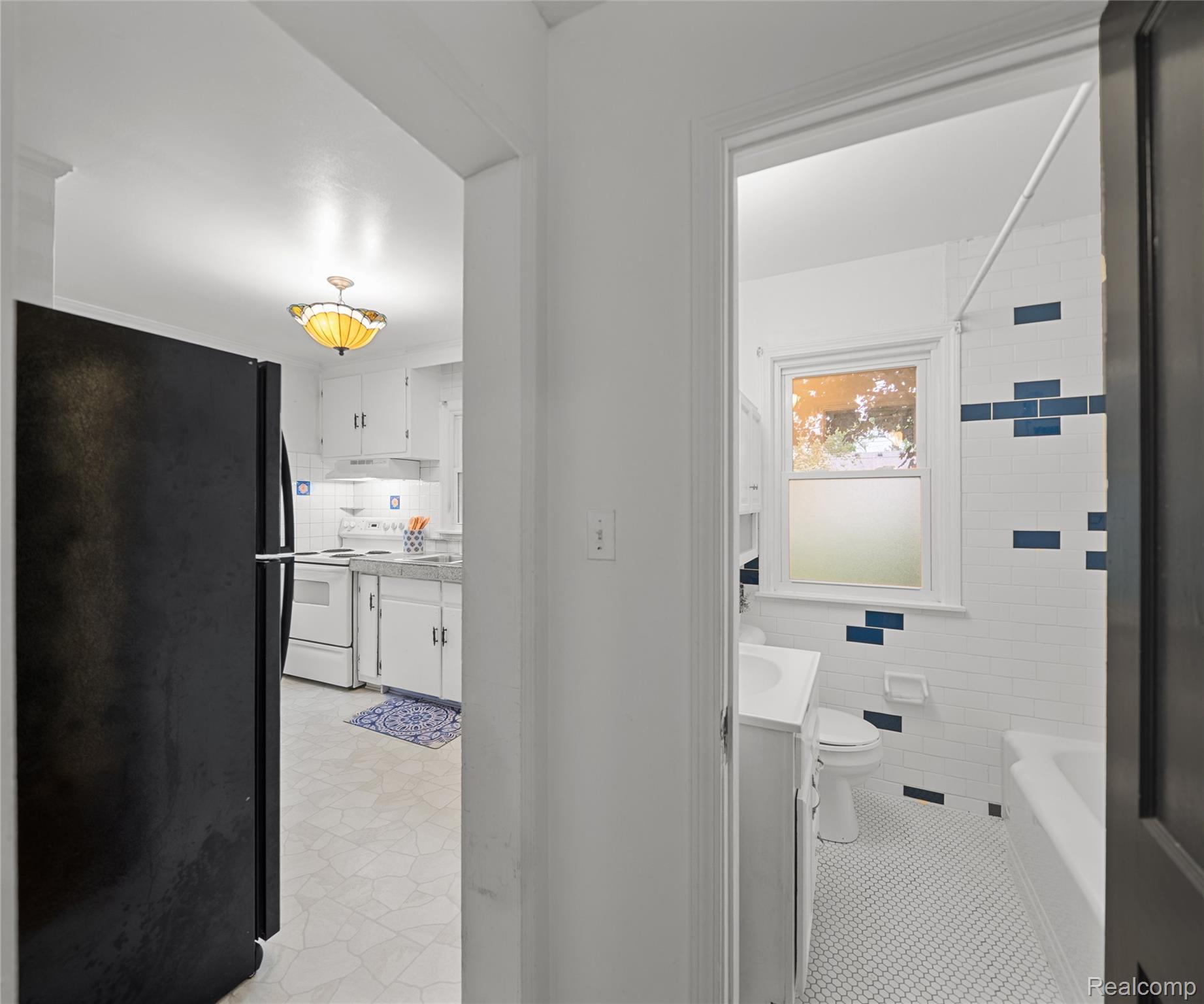 2017 Harding Avenue Property Photo 19