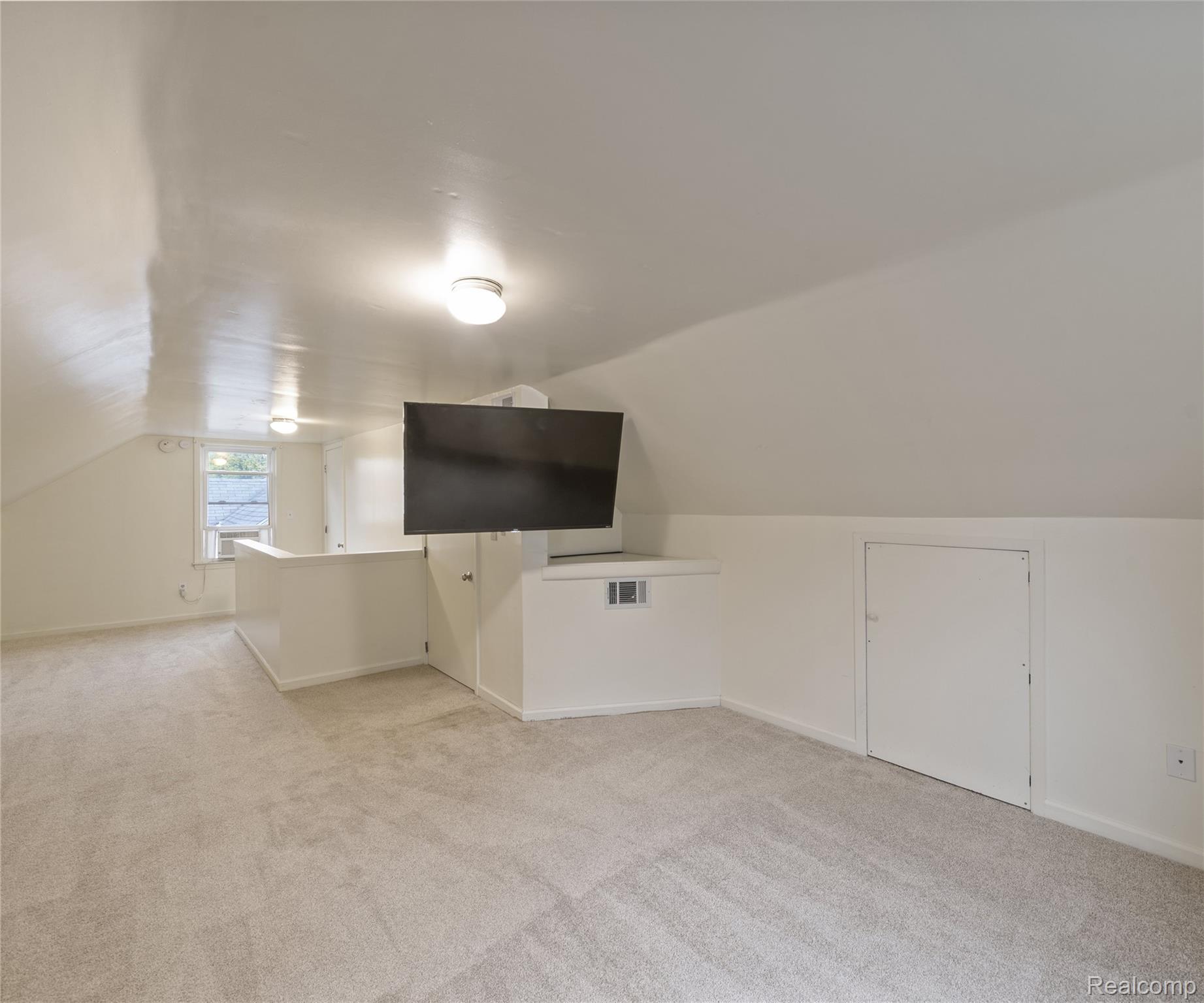 2017 Harding Avenue Property Photo 26