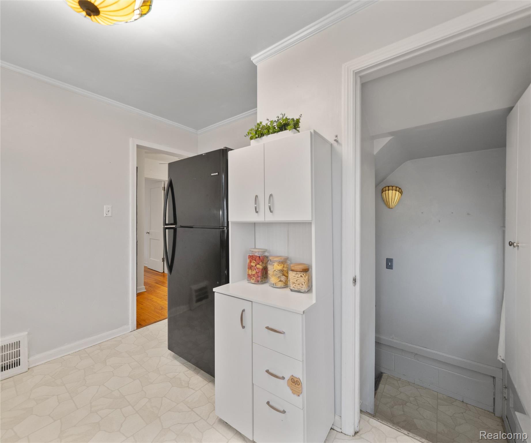 2017 Harding Avenue Property Photo 29