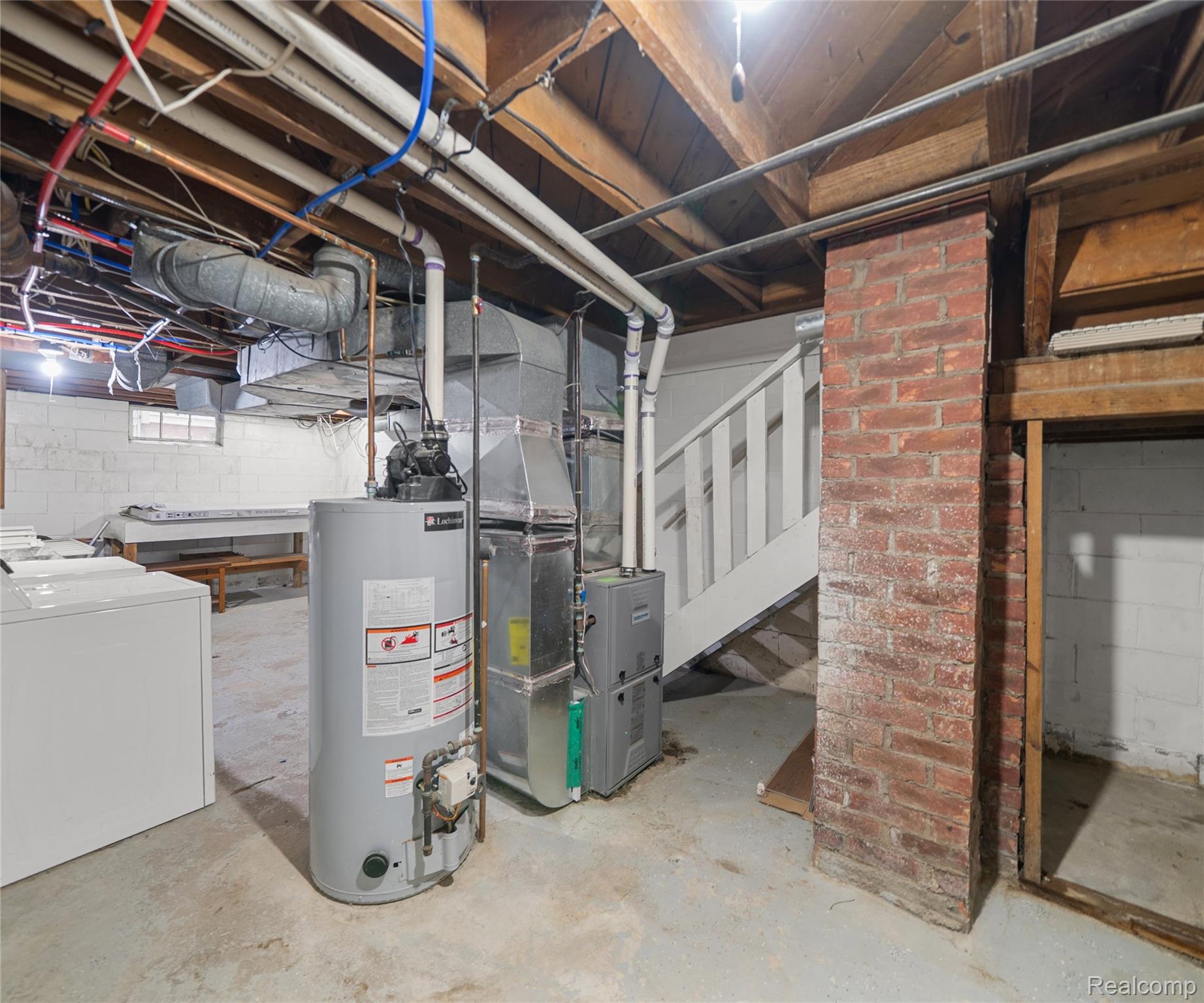 2017 Harding Avenue Property Photo 32