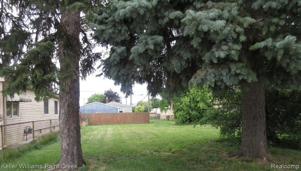 4548 6th Street Property Photo 1
