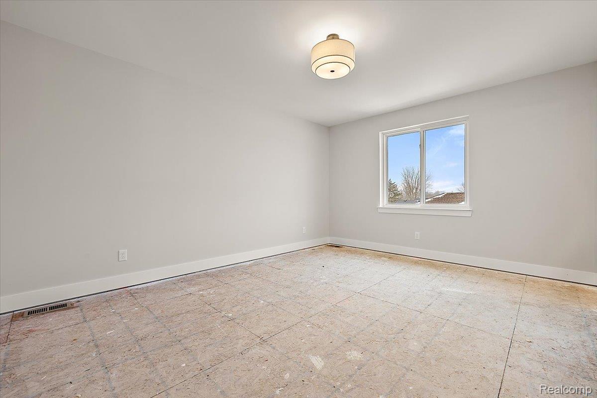 53650 Romeo Plank Road Property Photo 31