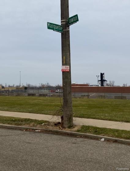 2727 Marquette Street Property Photo 2