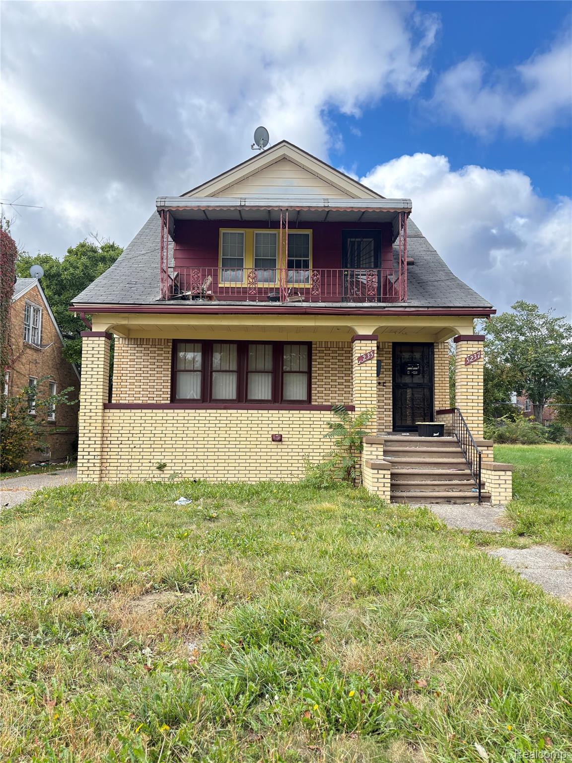 5235 Chalmers Street Property Photo 1