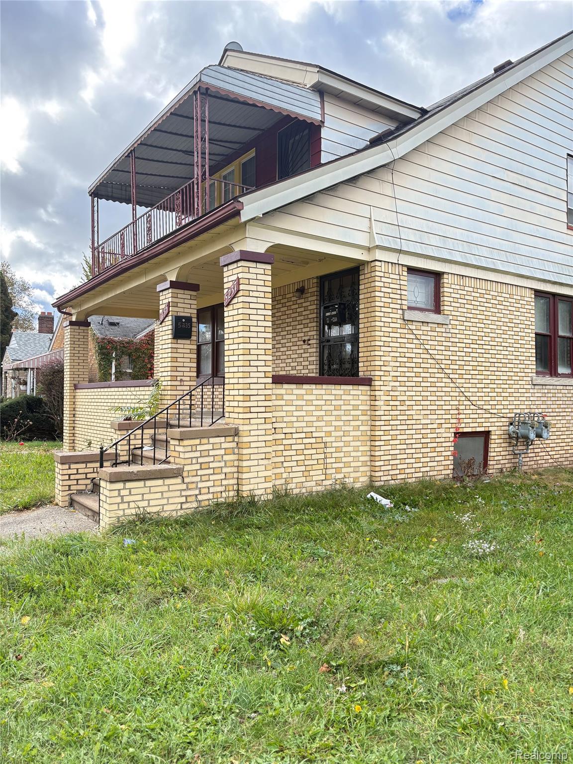 5235 Chalmers Street Property Photo 6