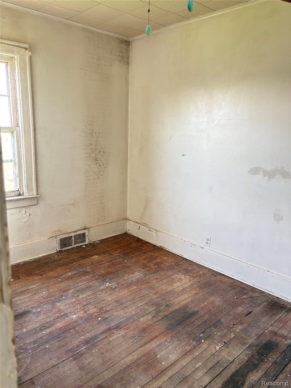 5235 Chalmers Street Property Photo 35