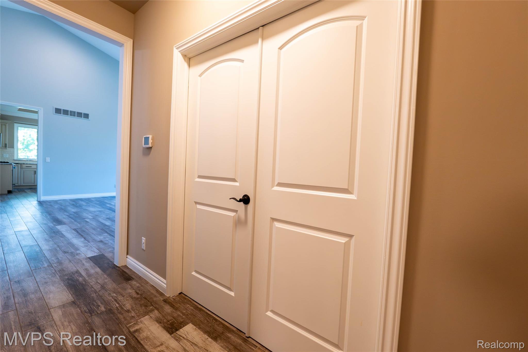 11240 29 Mile Road Property Photo 6