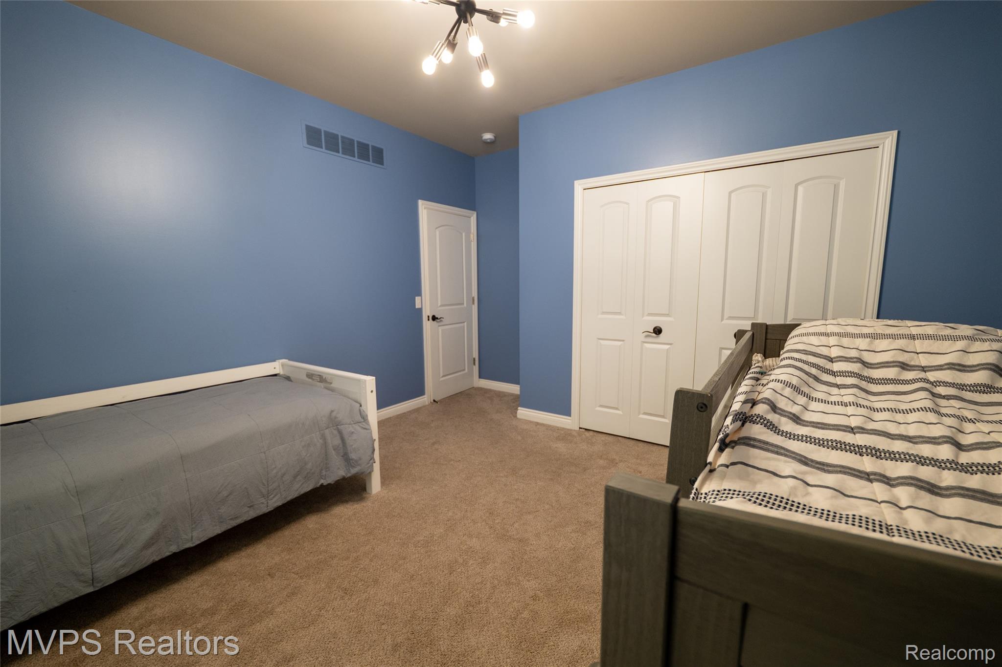 11240 29 Mile Road Property Photo 32