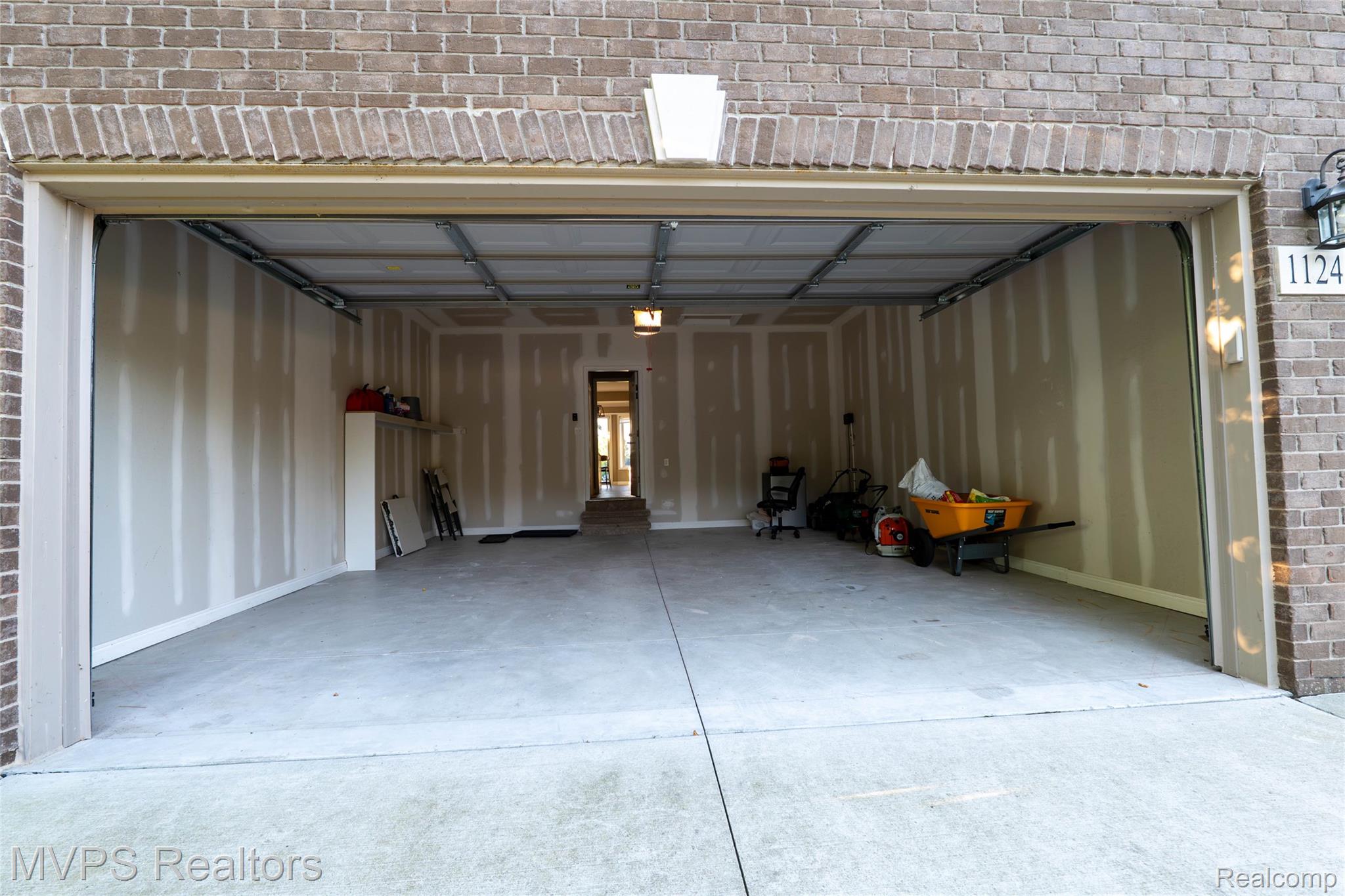 11240 29 Mile Road Property Photo 53