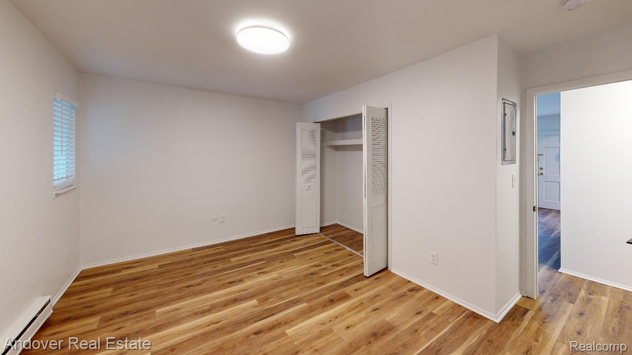 520 S Adams Road 5 Property Photo 9