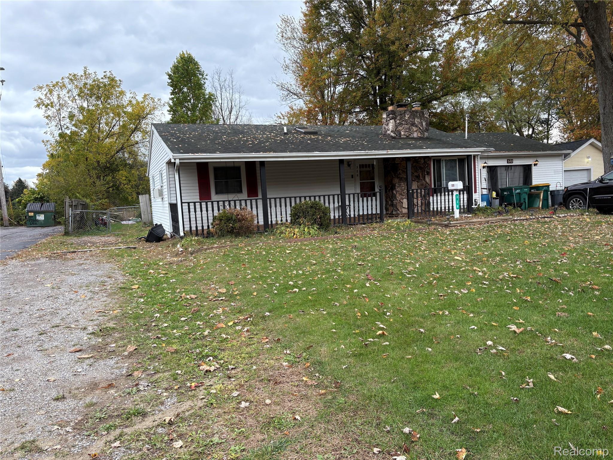 328 W Mt Morris Street Property Photo 1