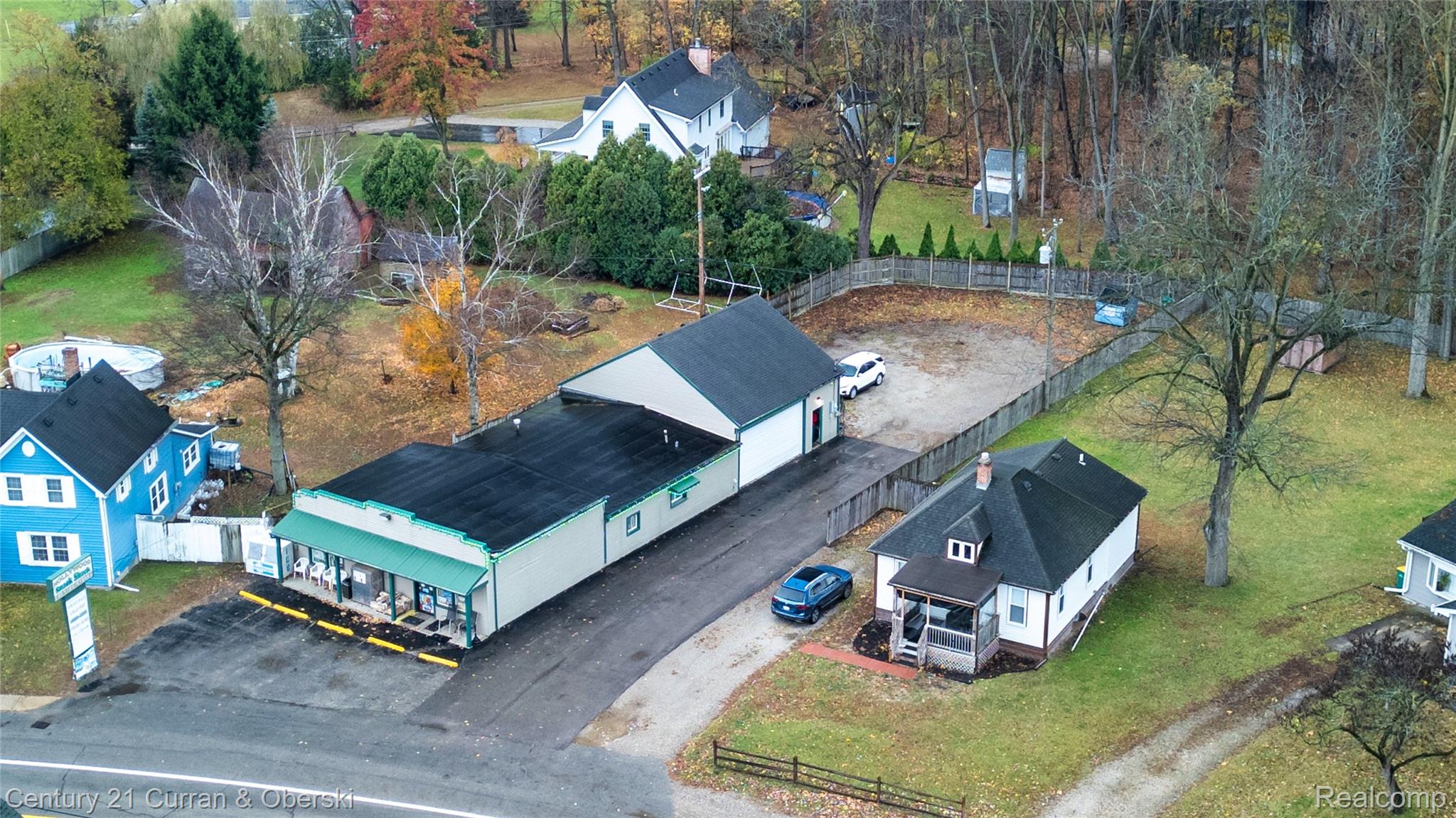 27996 Waltz Road Property Photo 8