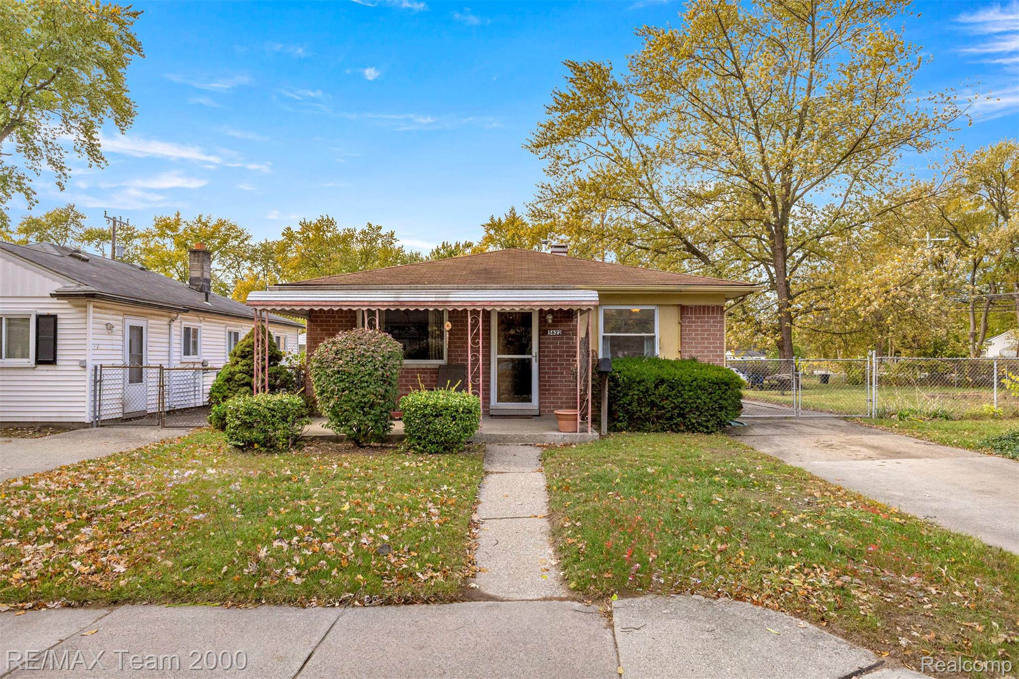 5622 Campbell Street Property Photo 2