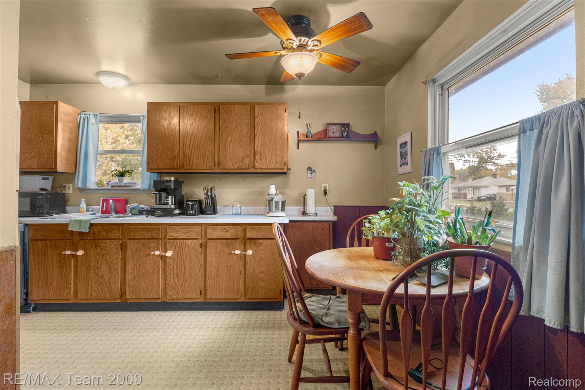 5622 Campbell Street Property Photo 9