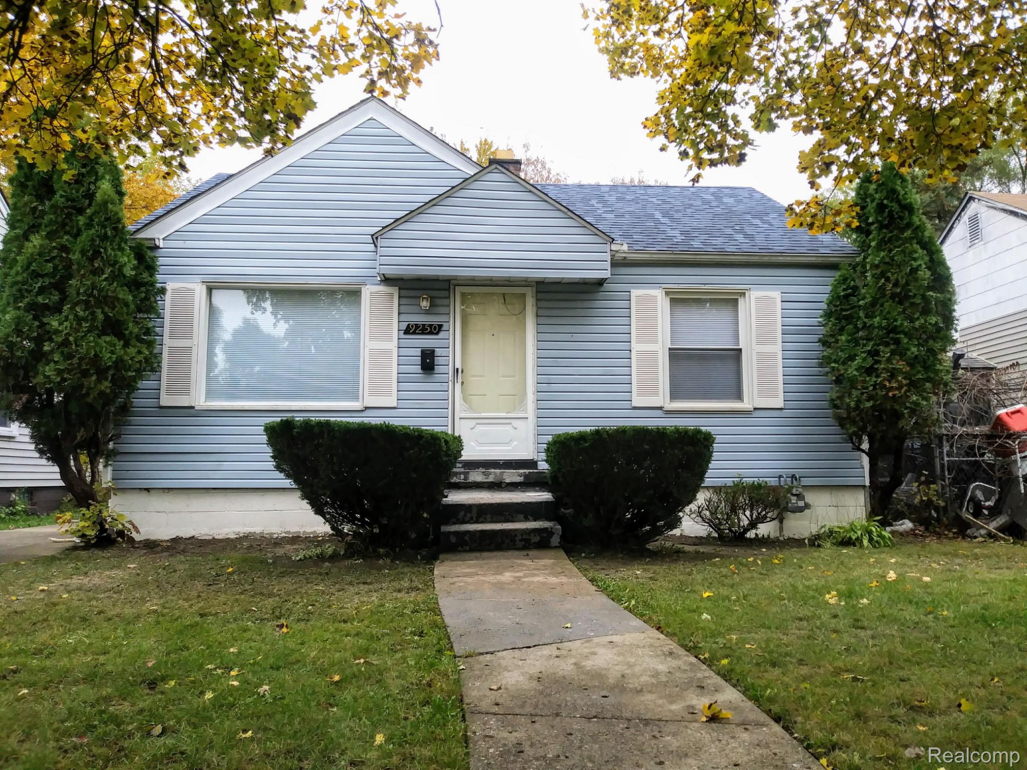 9250 Plainview Property Photo 3