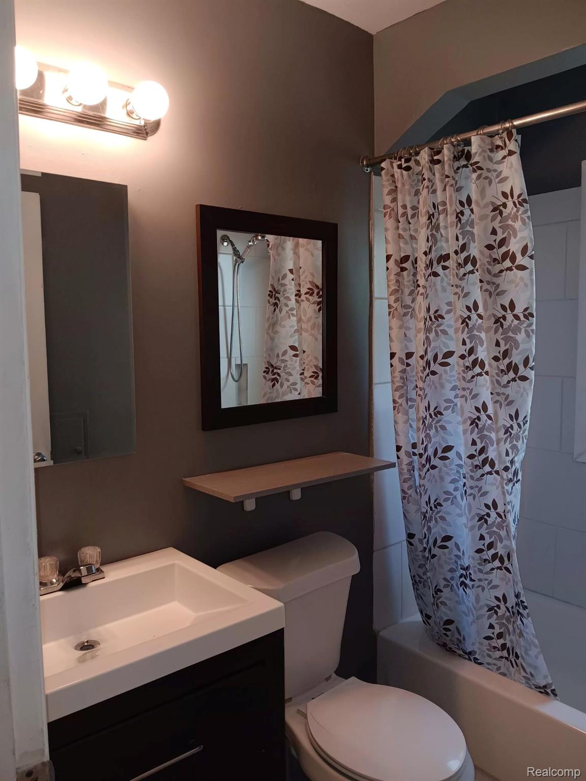 9250 Plainview Property Photo 11