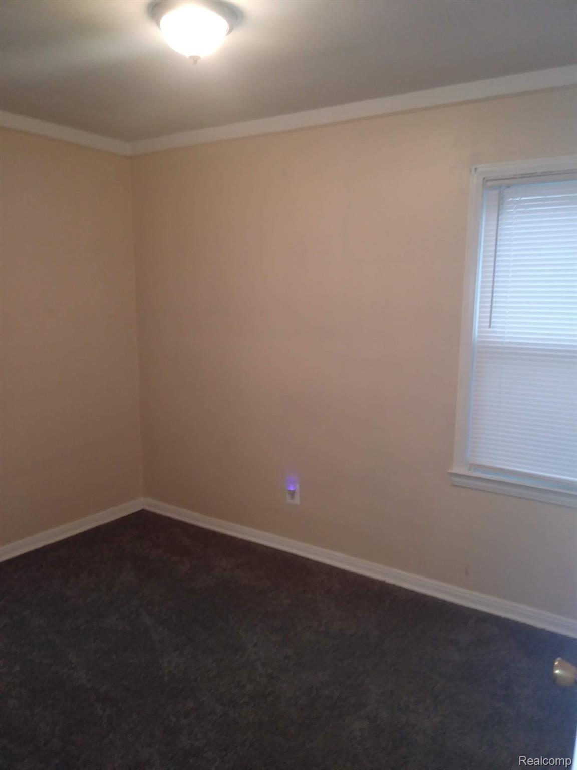9250 Plainview Property Photo 13