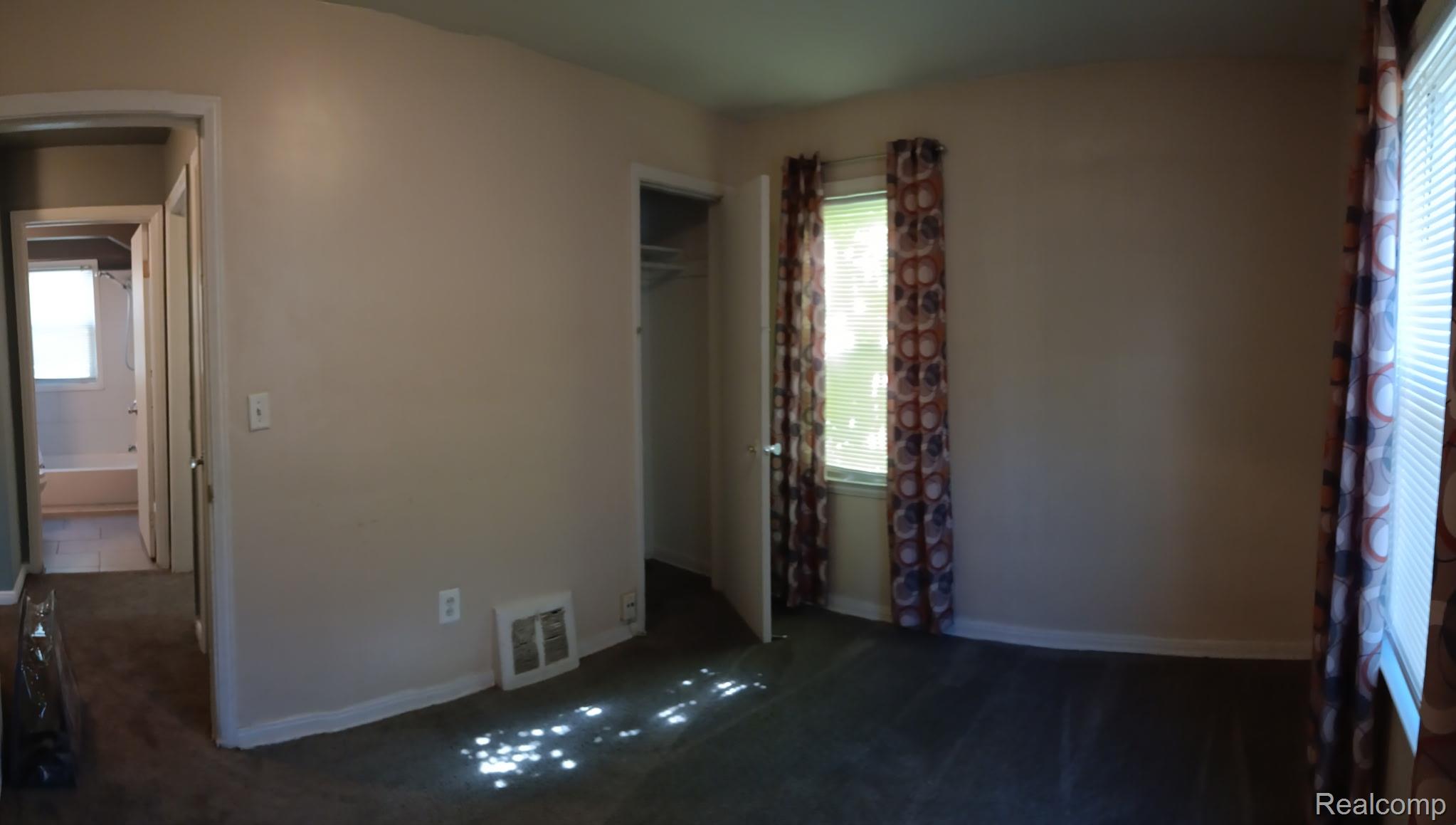 9250 Plainview Property Photo 17