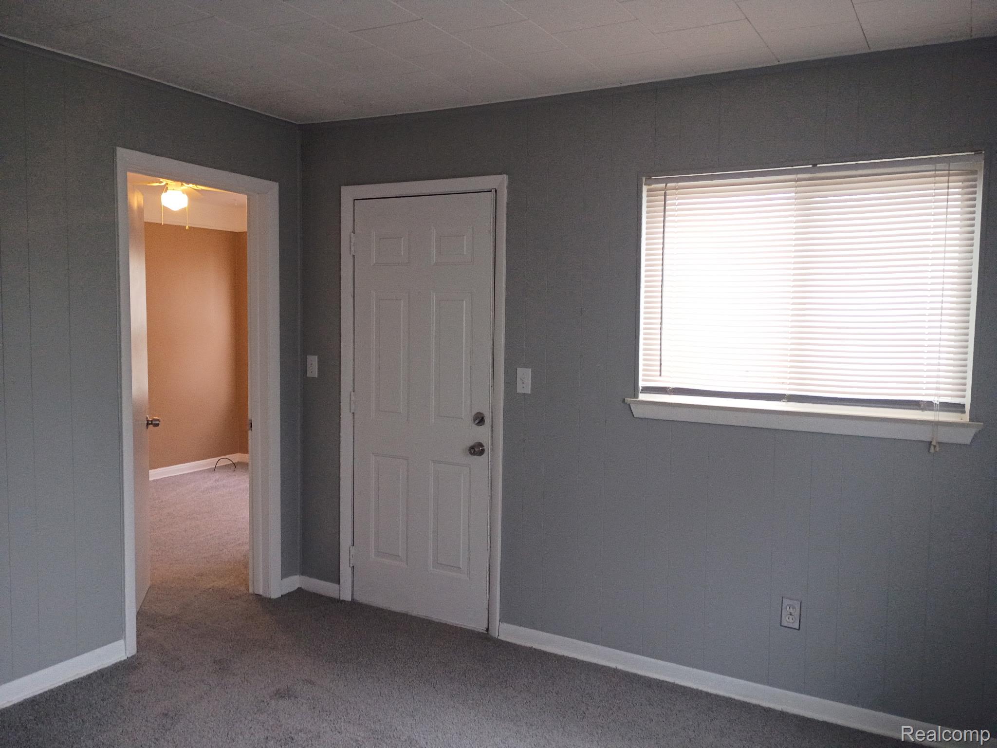 9251 Plainview Property Photo 15