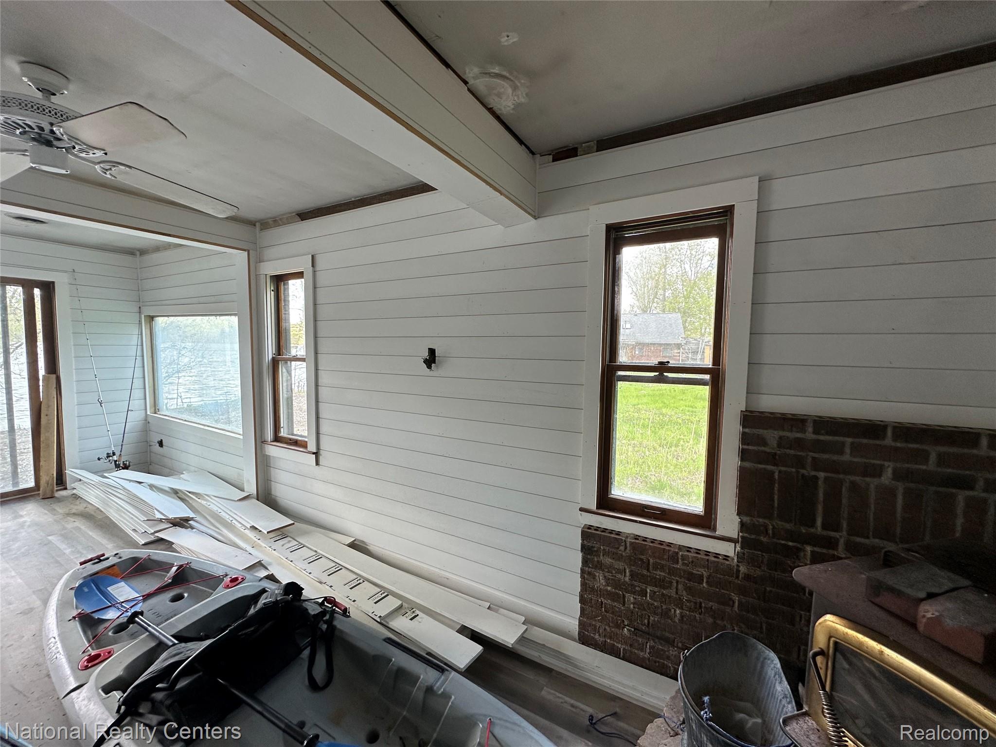 12063 Kirby Lane Property Photo 12