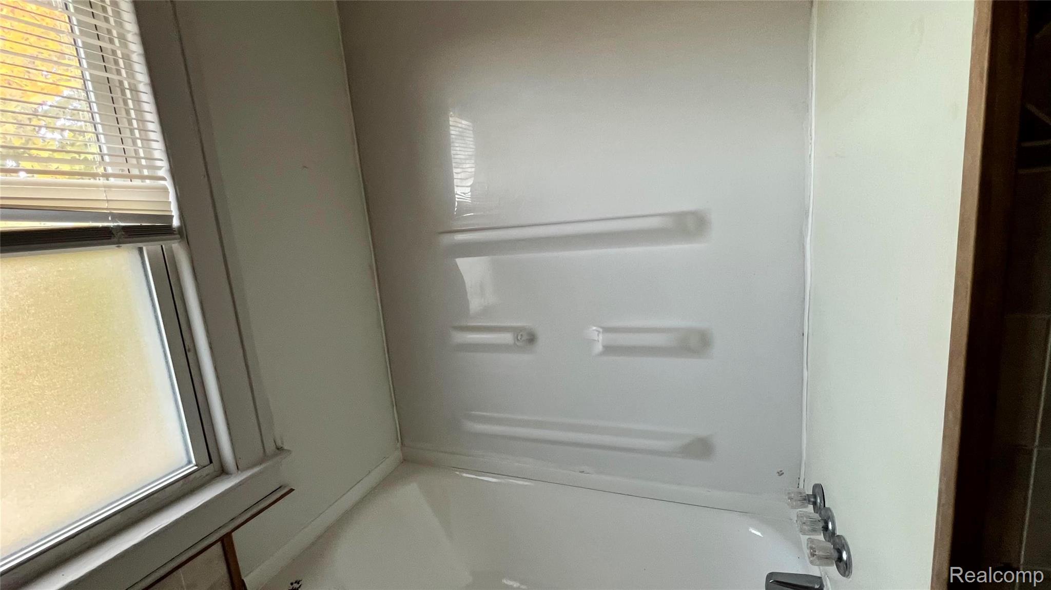 4901 Whitfield Street Property Photo 13