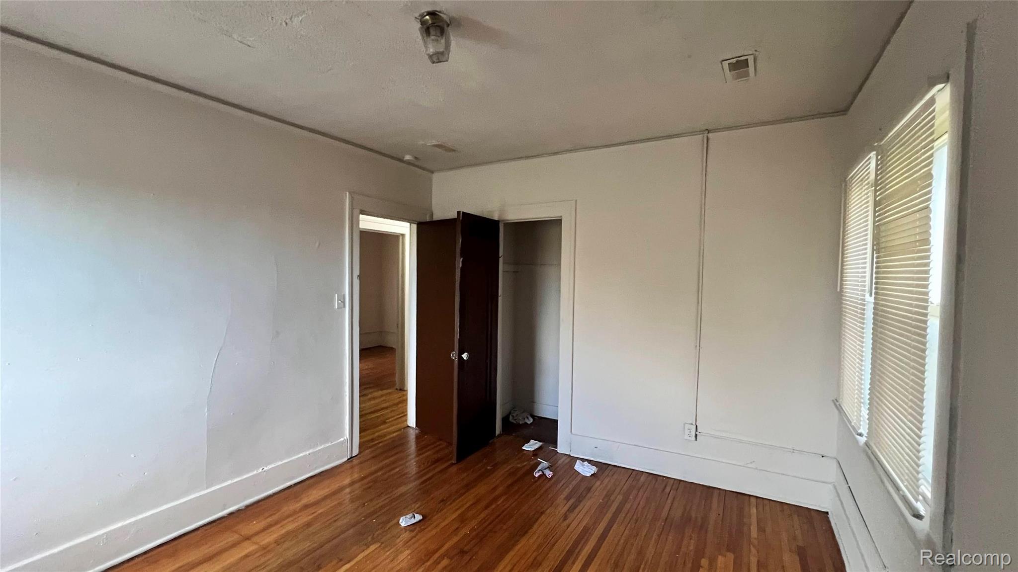 4901 Whitfield Street Property Photo 17