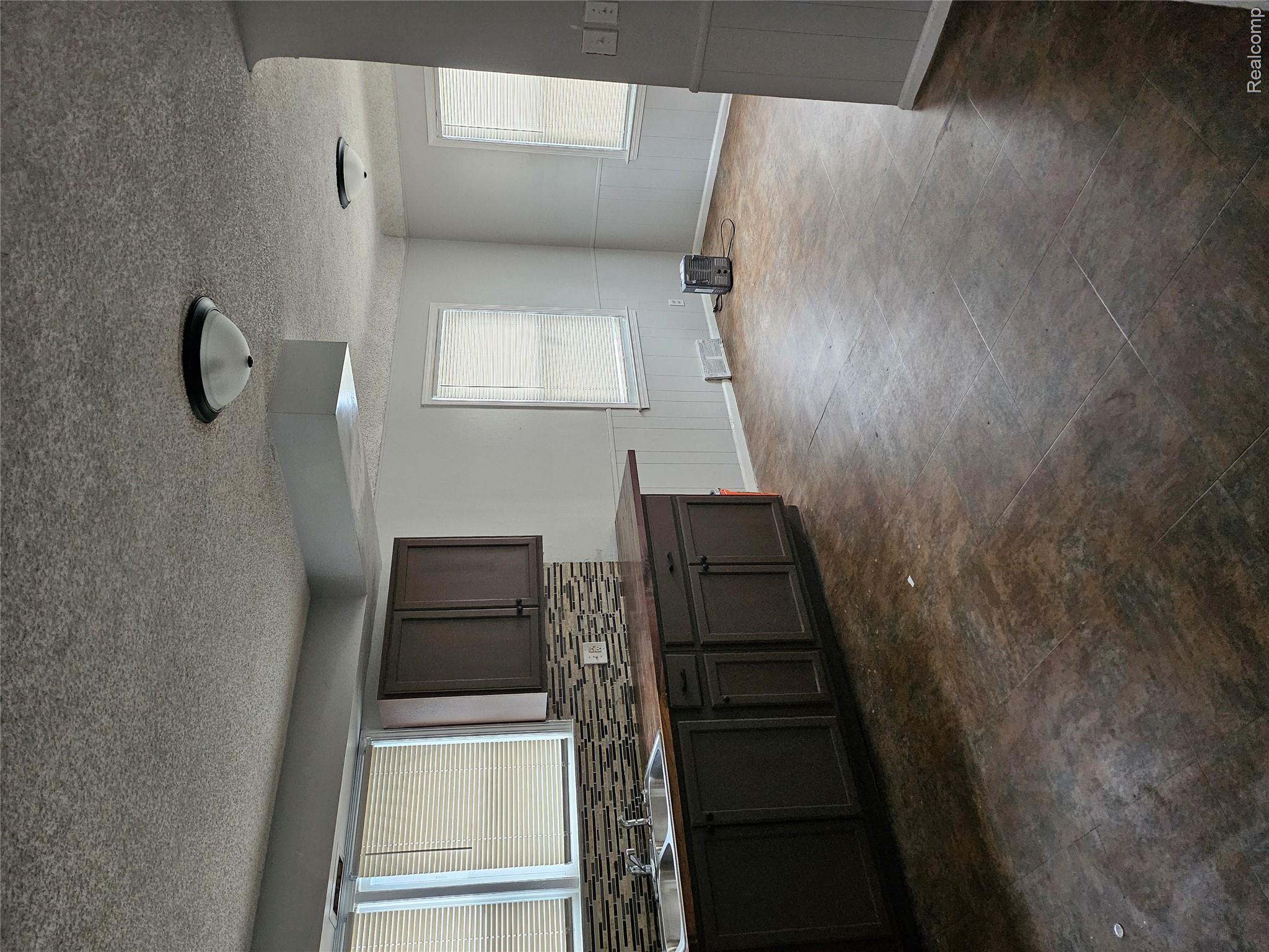 11627 Grayton Street Property Photo 11