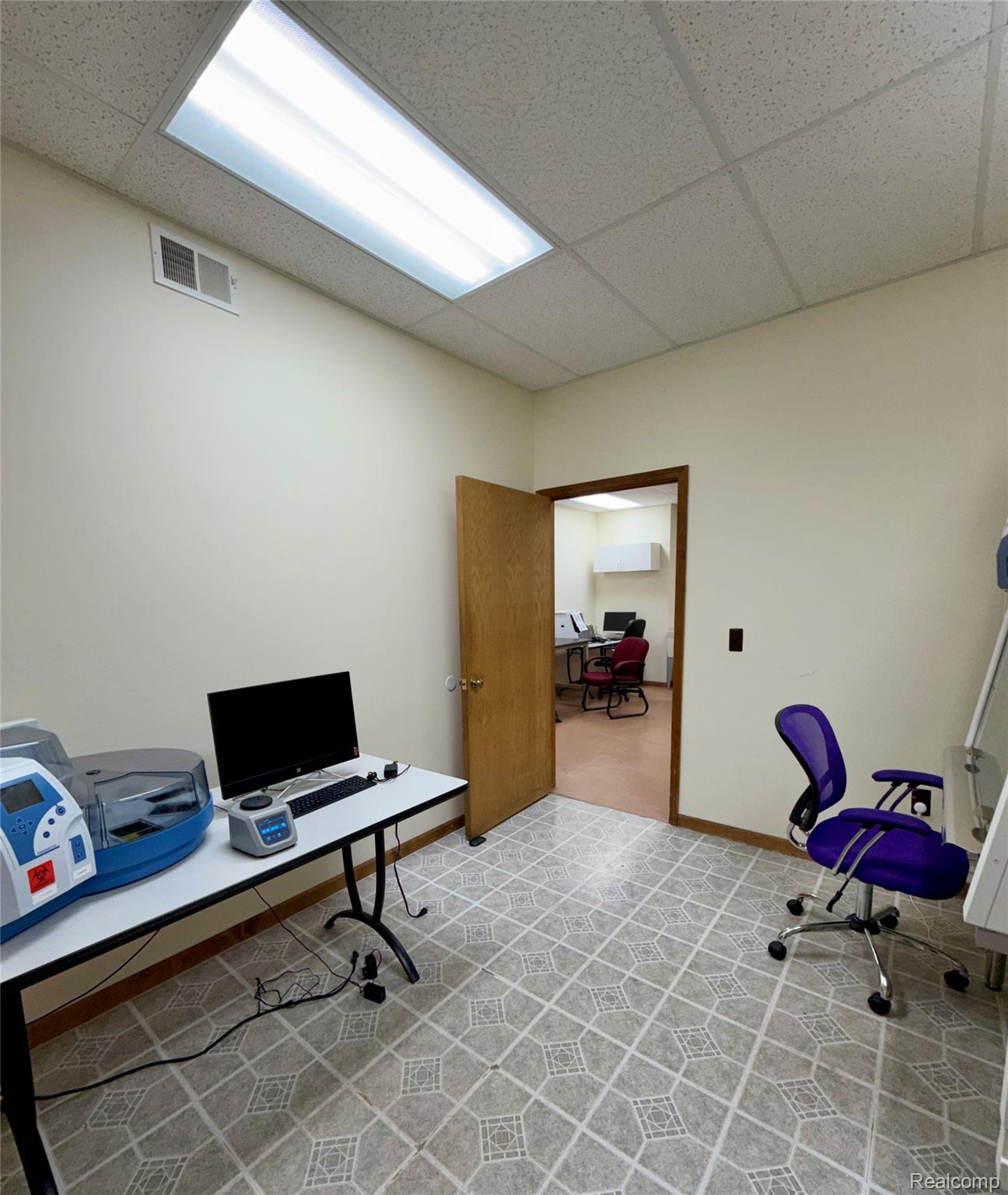 5880 N Canton Center Road 450 Property Photo 14