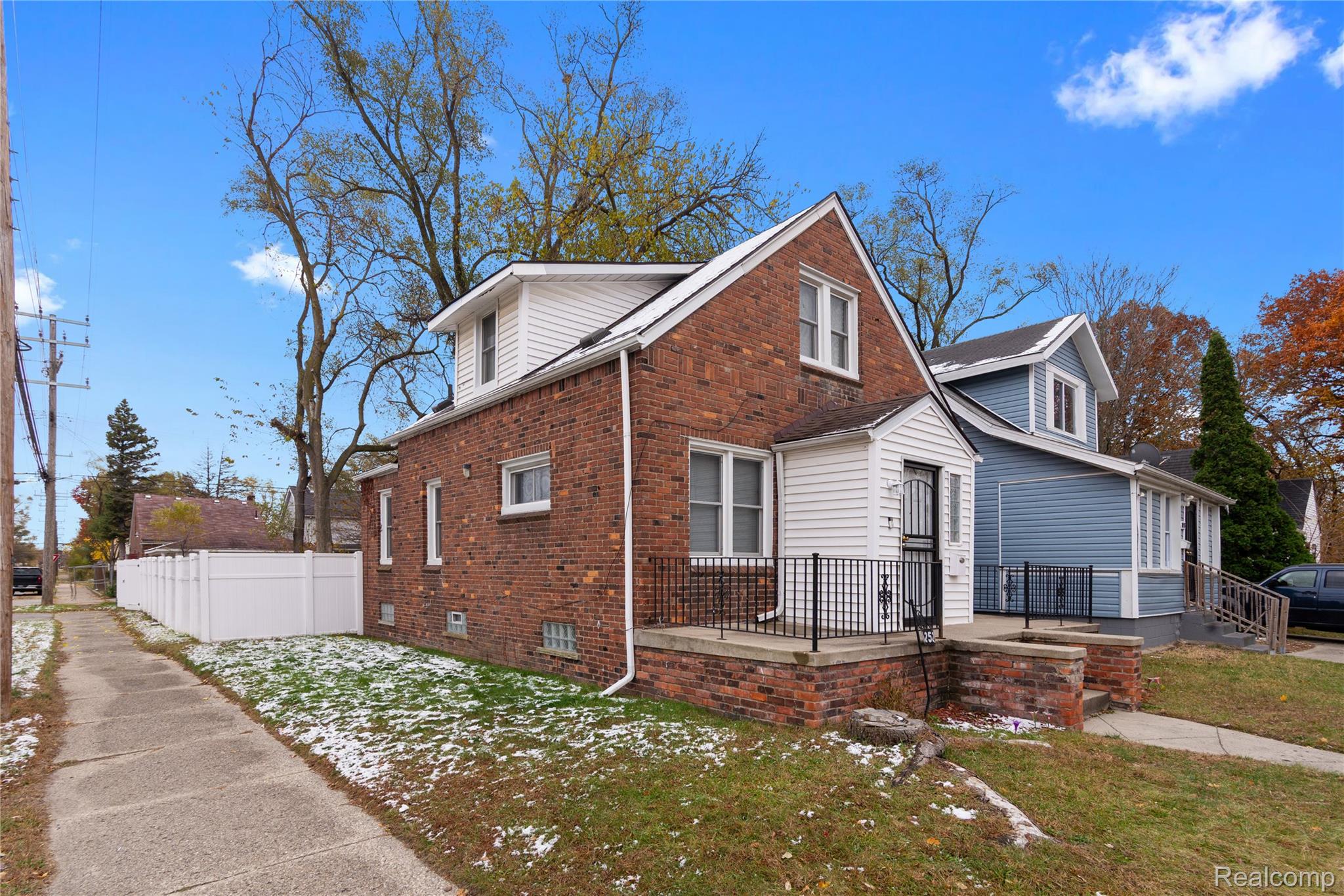 16252 Coyle Street Property Photo 1