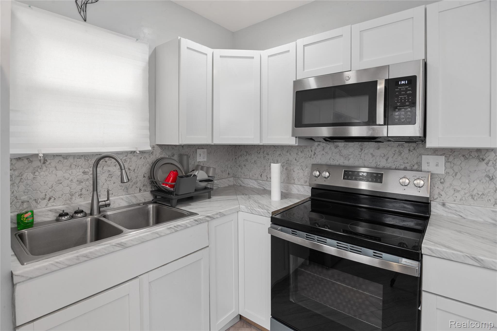 16252 Coyle Street Property Photo 7
