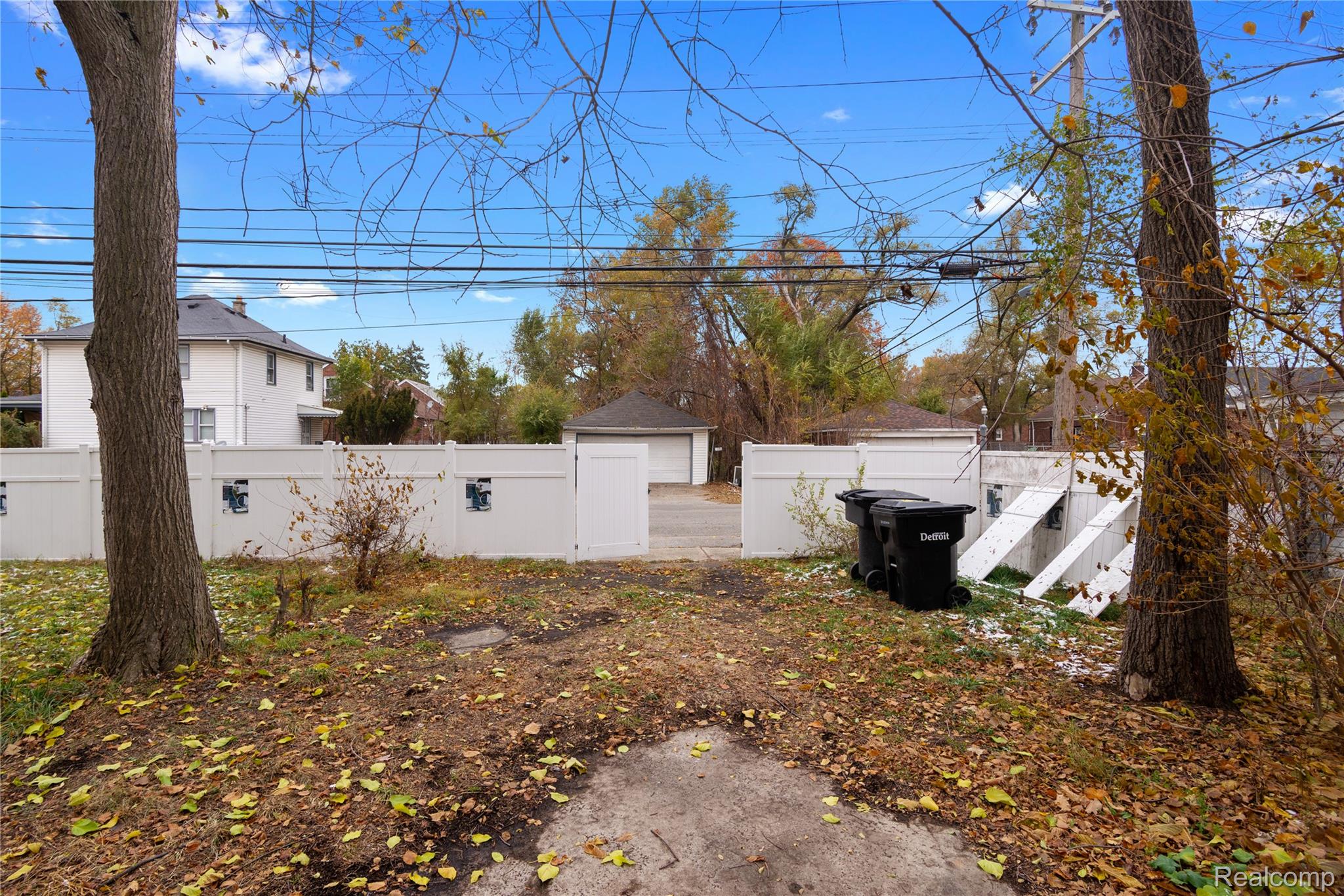 16252 Coyle Street Property Photo 22