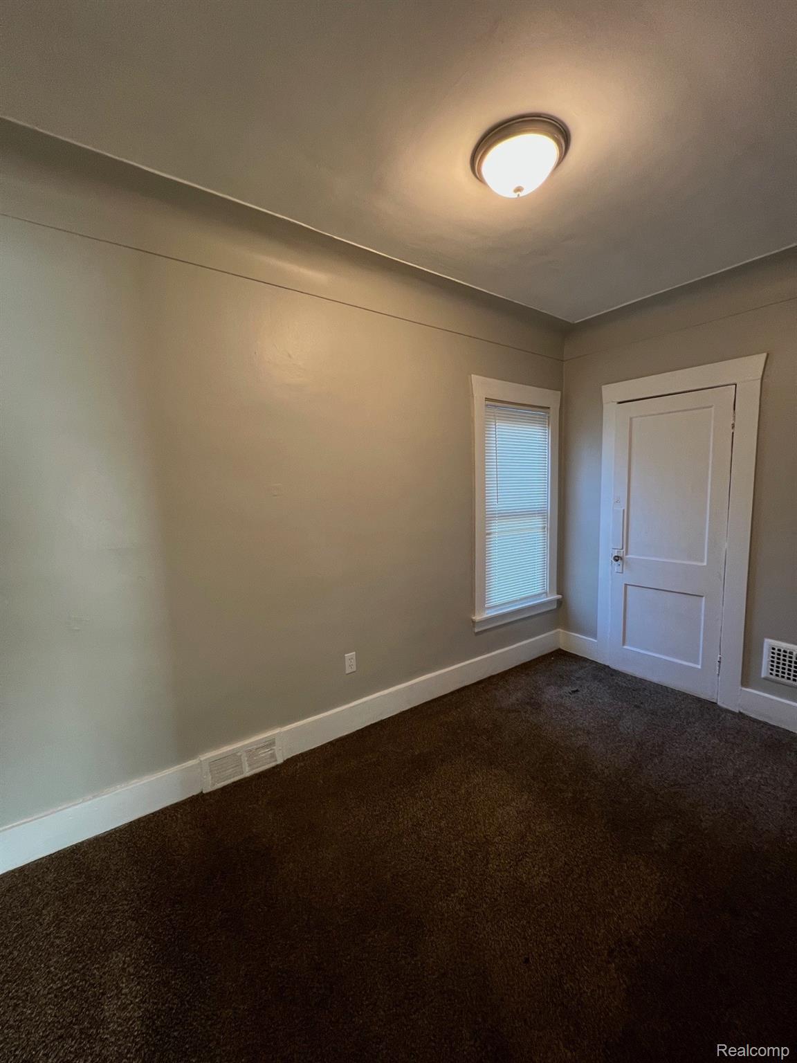 15792 Wabash Street Property Photo 8