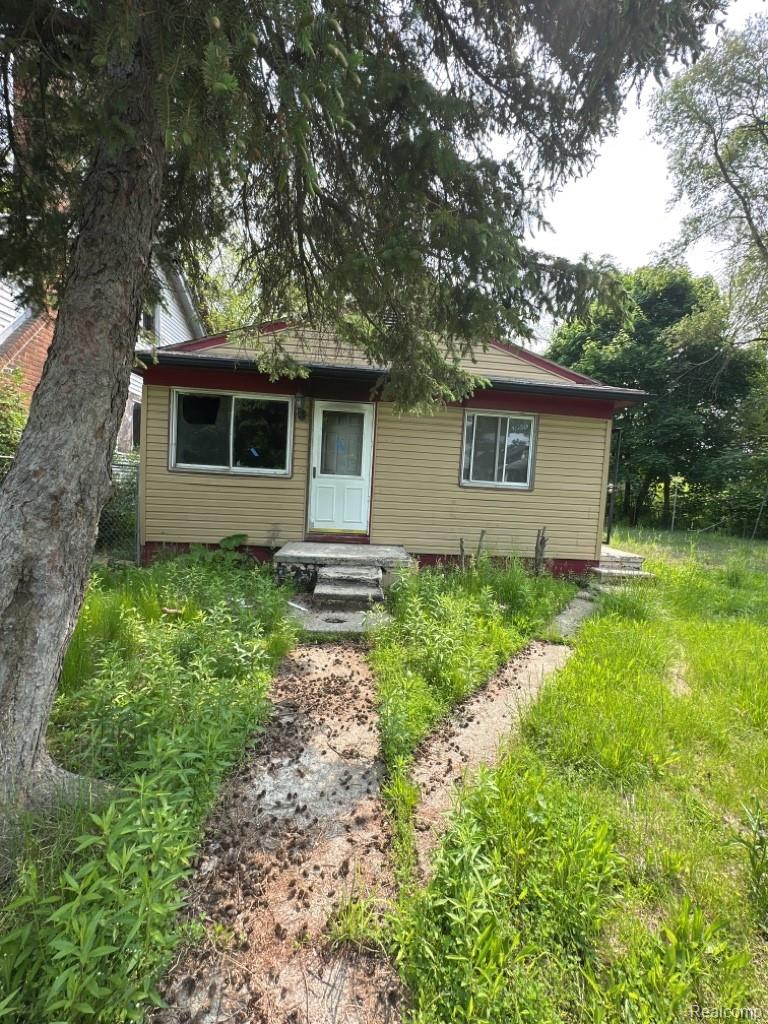 19326 Andover Street Property Photo 1