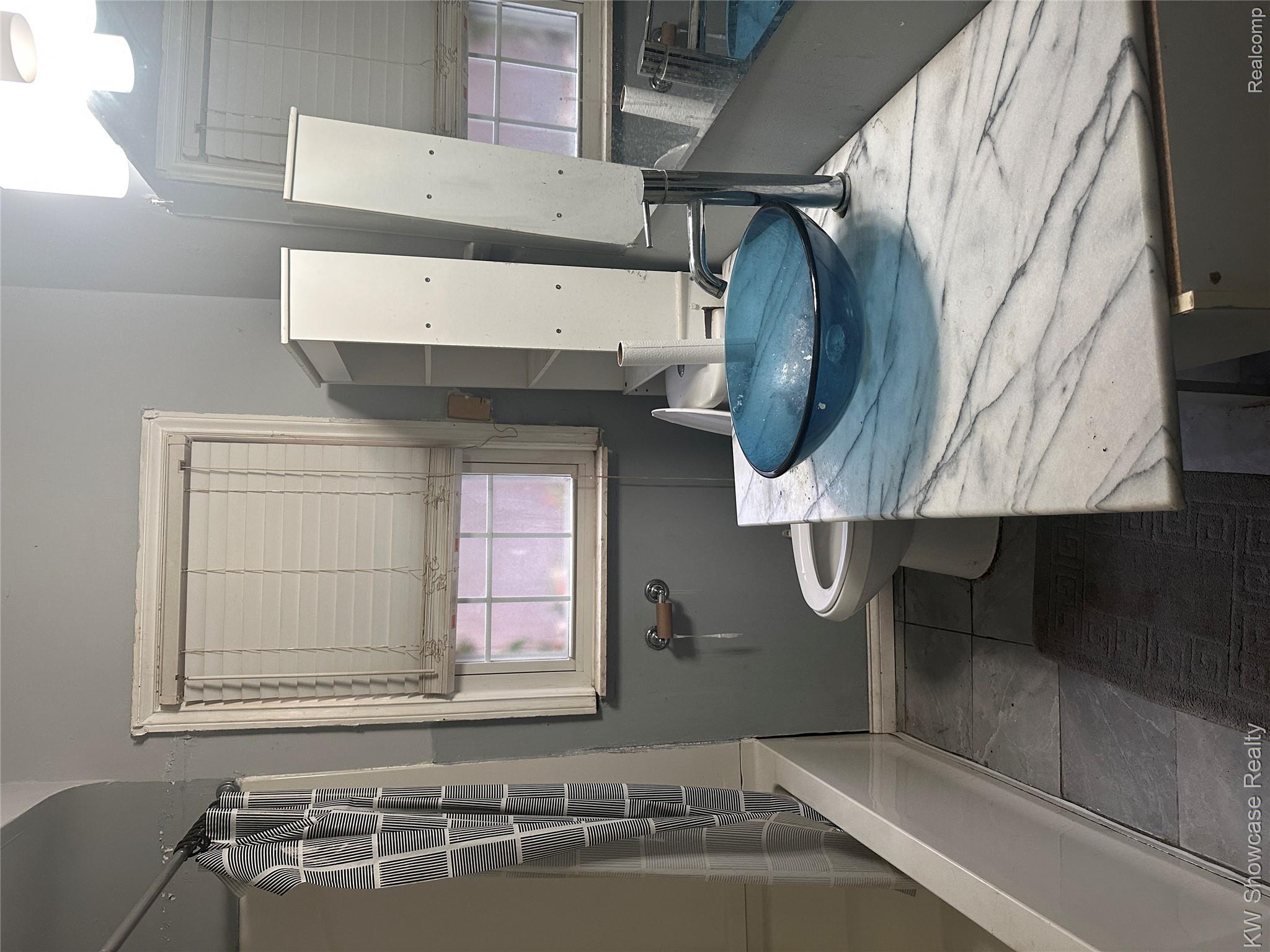 17386 Steel Street Property Photo 3