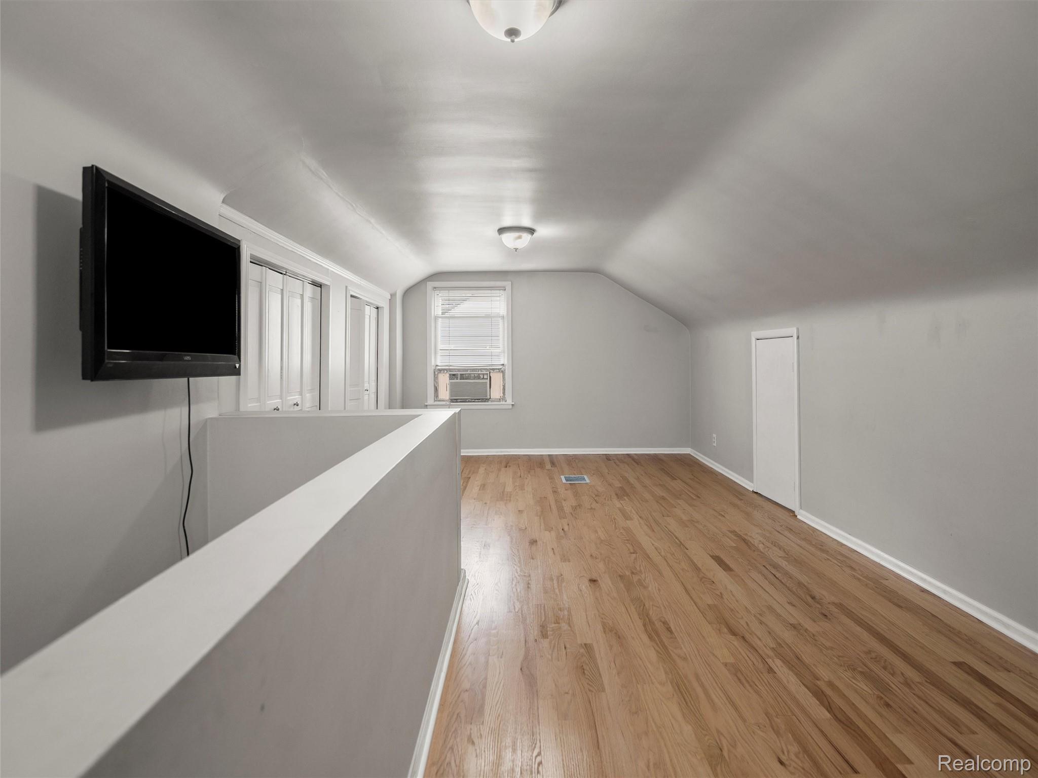 212 Devillen Avenue Property Photo 13
