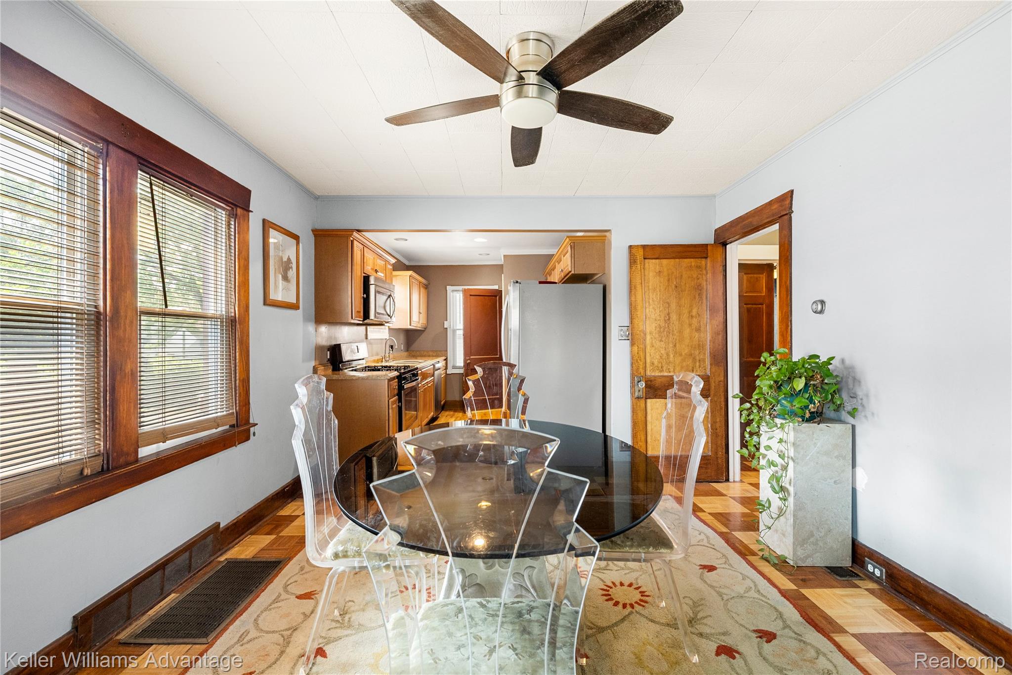 1449 Wayburn Street Property Photo 12