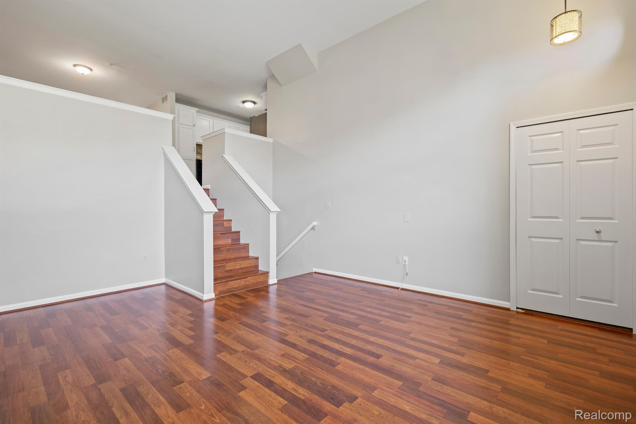 142 Sandy Lane Property Photo 3