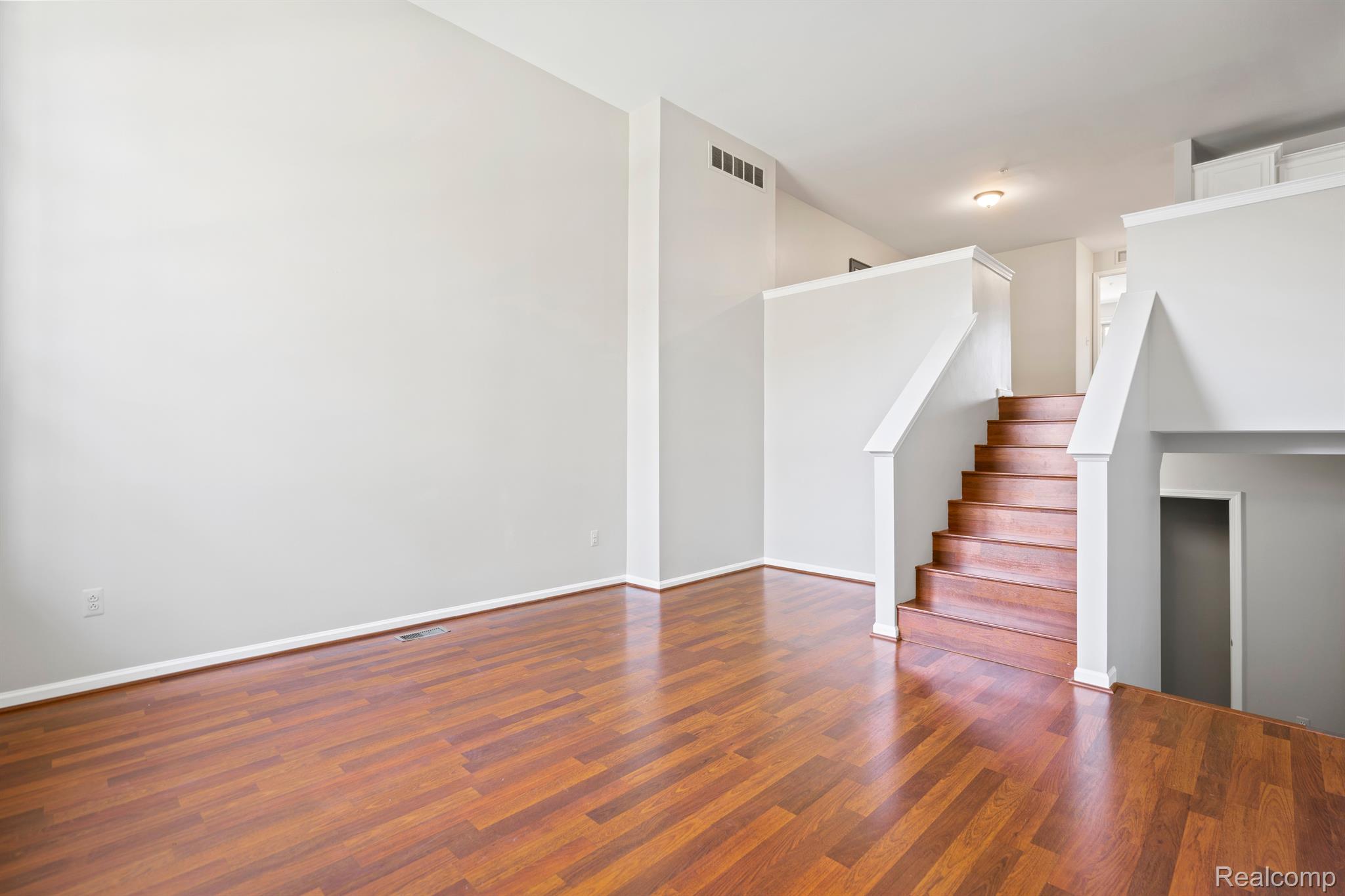 142 Sandy Lane Property Photo 4