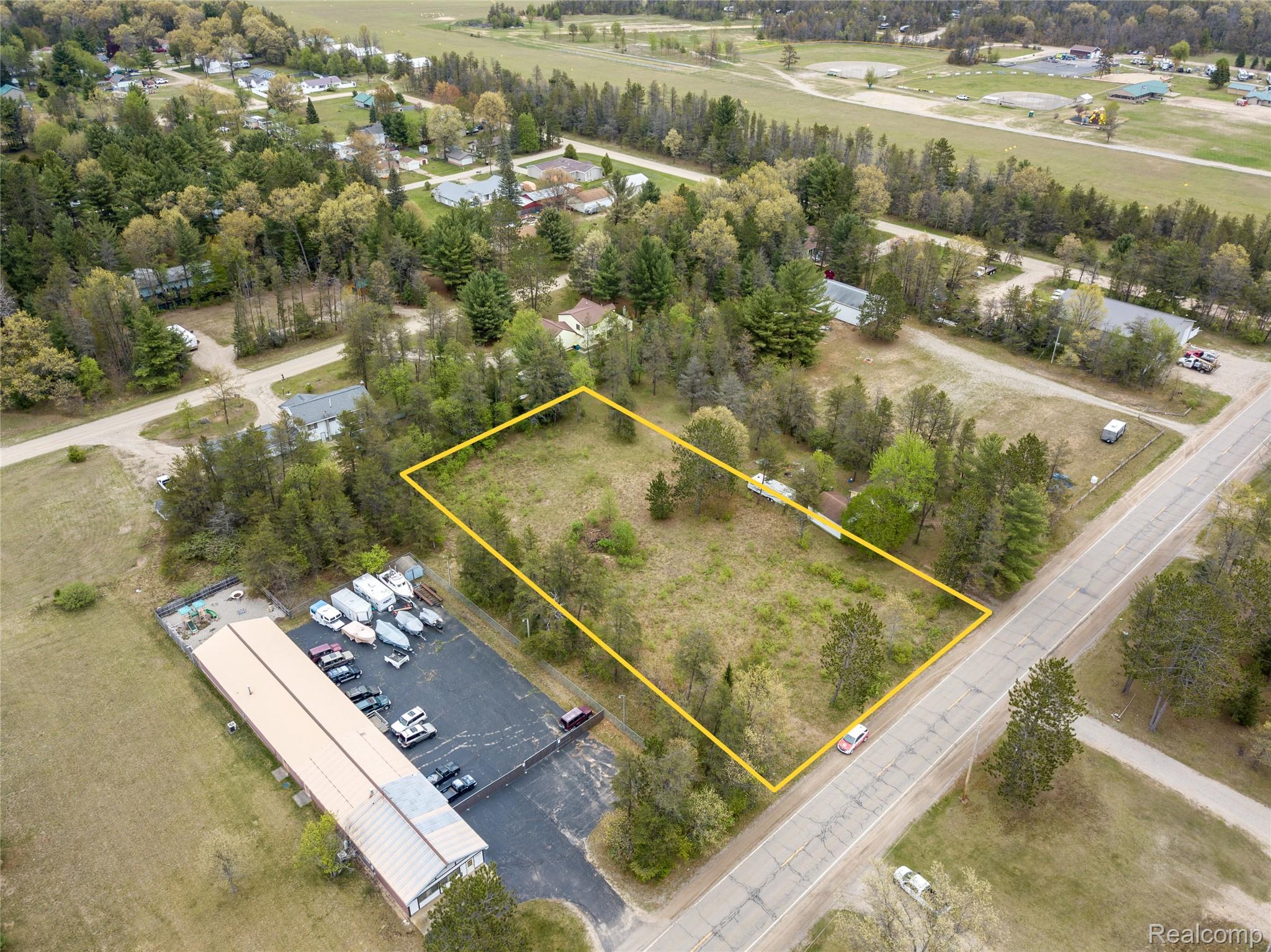 10153 E Airport Road Property Photo 1