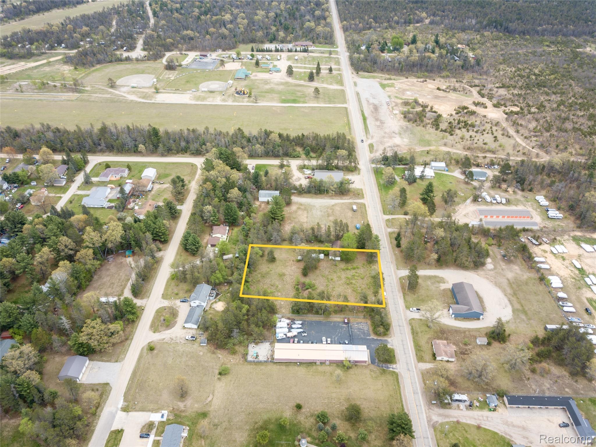 10153 E Airport Road Property Photo 9
