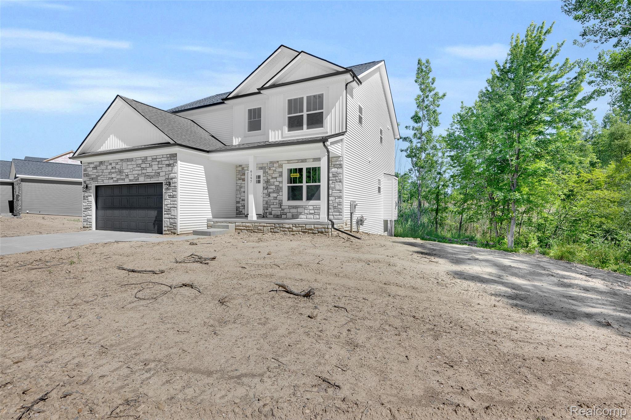 2239 Baltimore Lane Property Photo 2