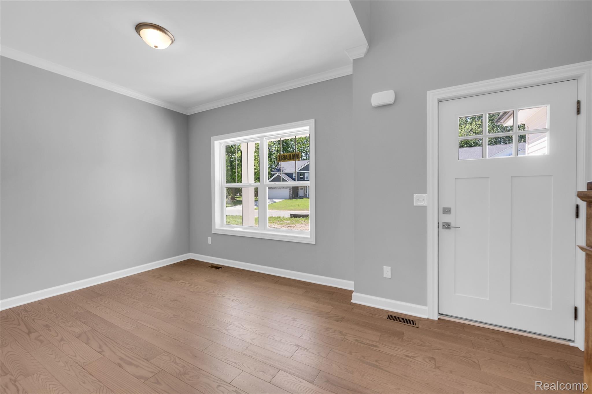 2239 Baltimore Lane Property Photo 4