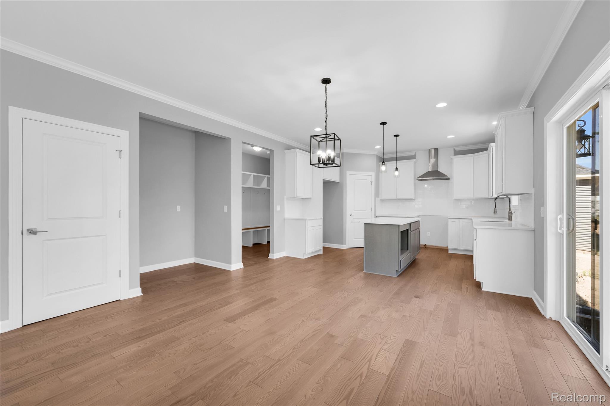 2239 Baltimore Lane Property Photo 9
