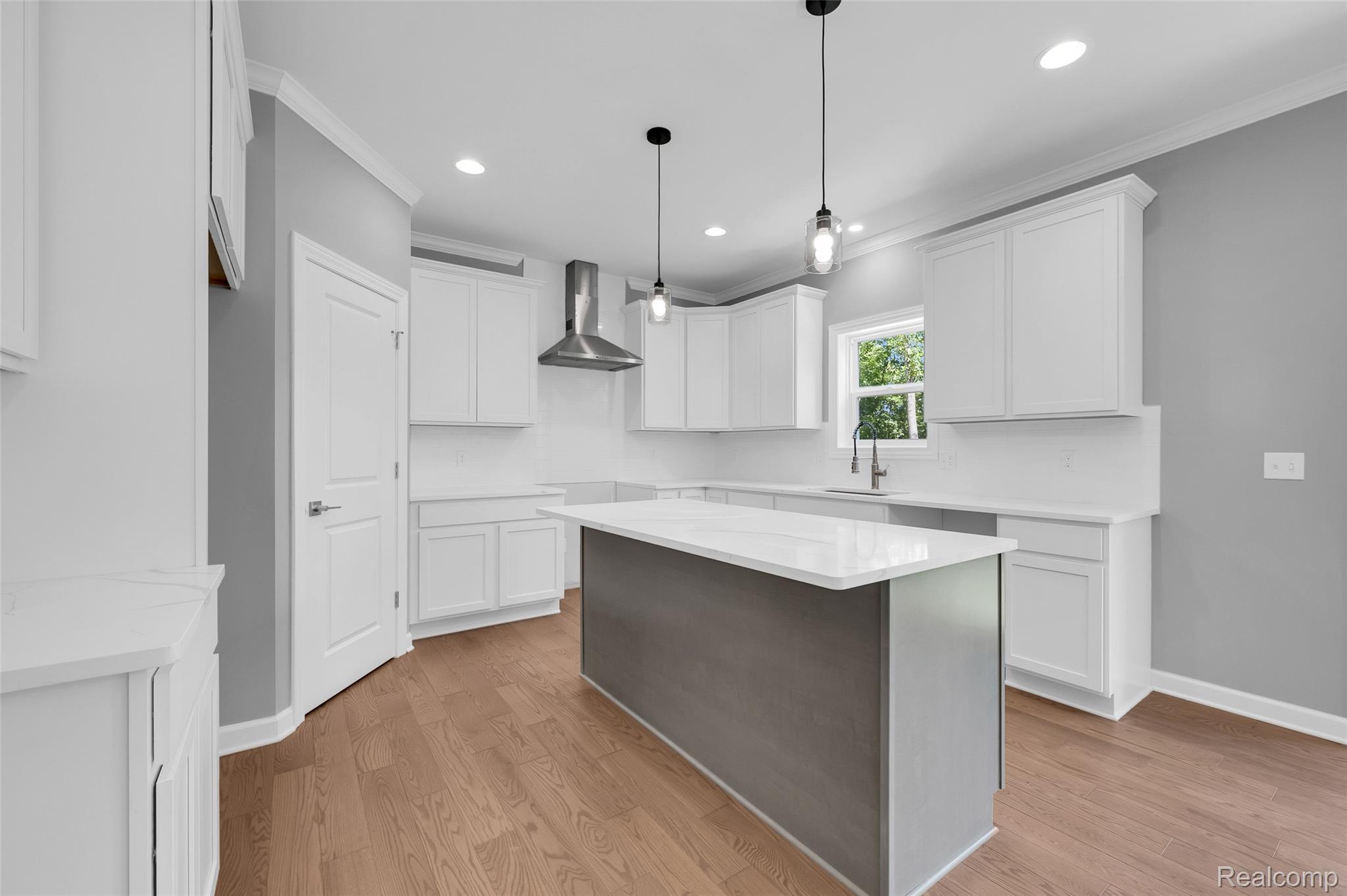 2239 Baltimore Lane Property Photo 11