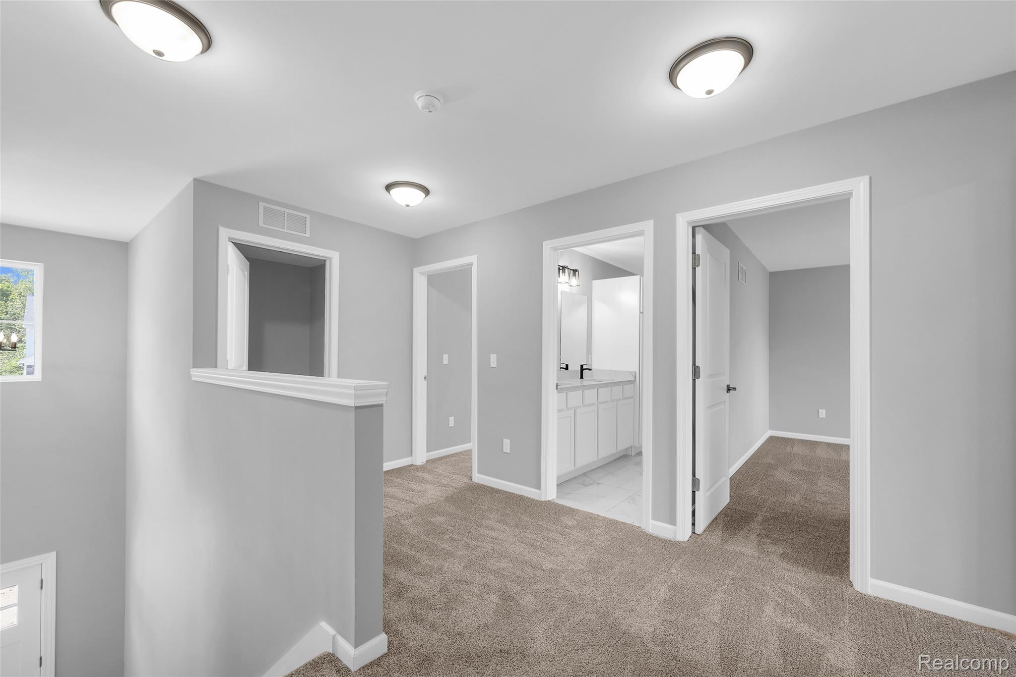 2239 Baltimore Lane Property Photo 16