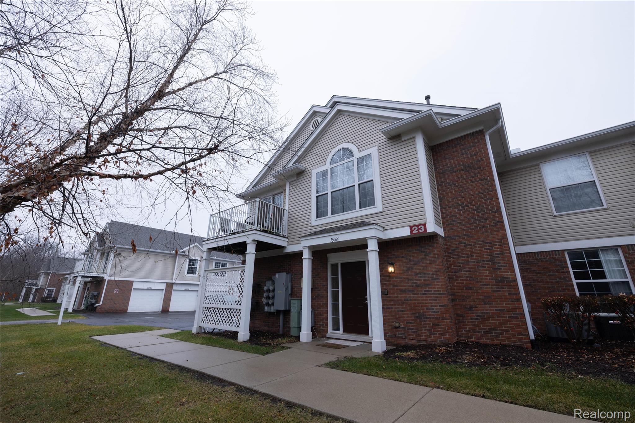 16066 Morningside Property Photo 1